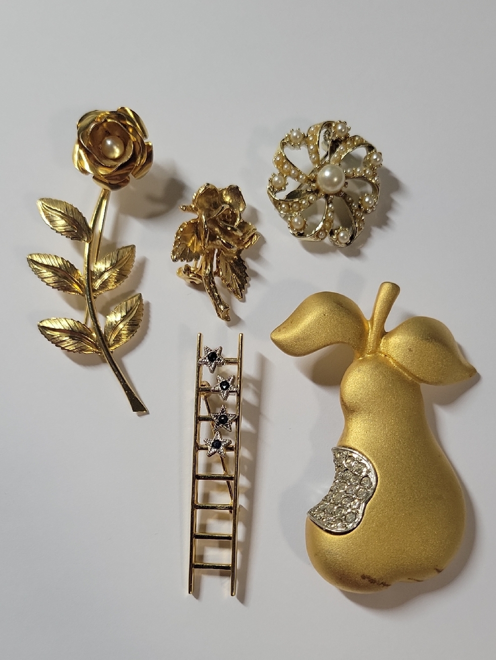 Gold-Tone Pearl Floral Brooch - Women Jewelry